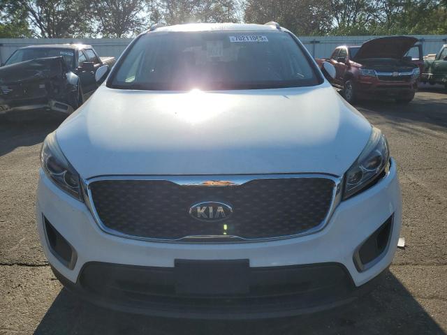 Photo 5 from auction – 2017 KIA SORENTO LX with VIN 5XYPGDA54HG220193