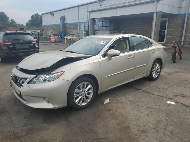 LEXUS ES 300H 2013 с VIN JTHBW1GG8D2006959 - Фото с аукциона