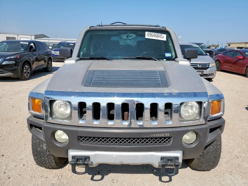 Photo 5 from auction – 2009 HUMMER H3 with VIN 5GTEN13E098142652