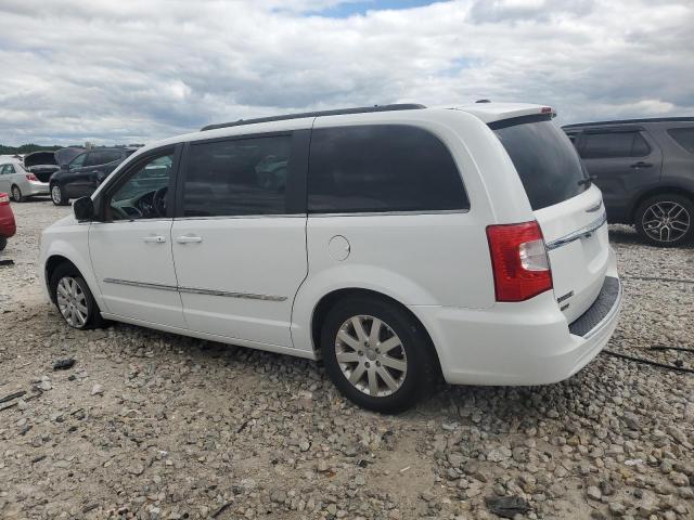 Photo 2 from auction – 2016 CHRYSLER TOWN & COU with VIN 2C4RC1BG8GR288218