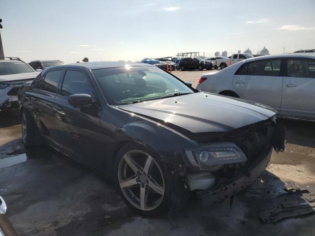 Photo 4 from auction – 2019 CHRYSLER 300 S with VIN 2C3CCABT8KH580361