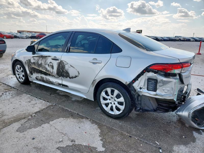 Photo 2 from auction – 2021 TOYOTA COROLLA LE with VIN 5YFEPMAE4MP254924