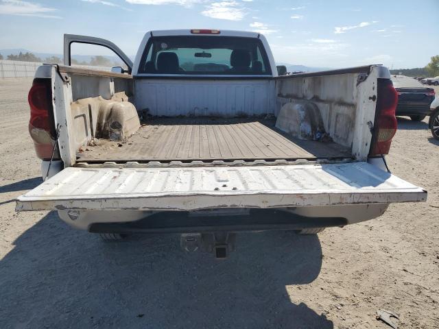 Photo 10 from auction – 2004 CHEVROLET SILVERADO with VIN 1GCHC24U34E162393
