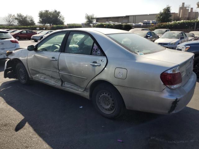 Photo 2 from auction – 2005 TOYOTA CAMRY LE with VIN JTDBE32K153030219