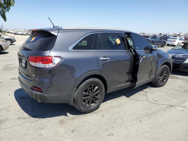 Photo 3 from auction – 2017 KIA SORENTO LX with VIN 5XYPGDA59HG247020