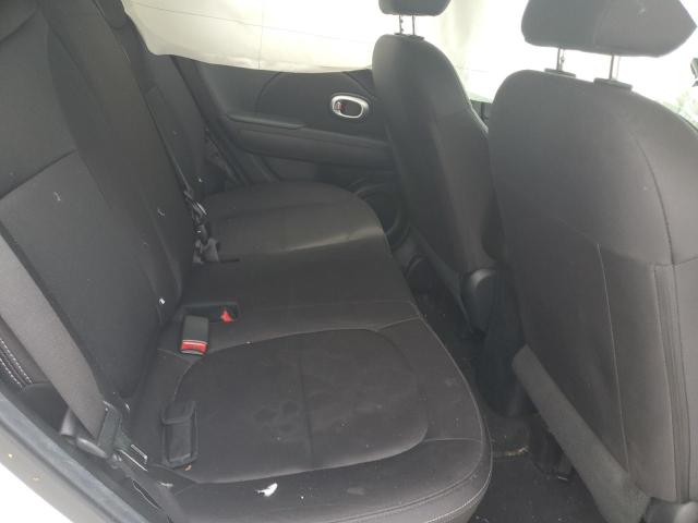 Photo 11 from auction – 2016 KIA SOUL with VIN KNDJN2A27G7404142