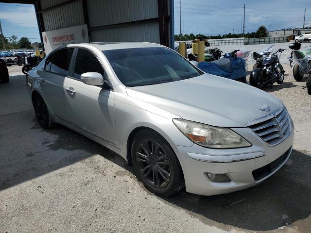 Photo 4 from auction – 2011 HYUNDAI GENESIS 4. with VIN KMHGC4DF3BU132284