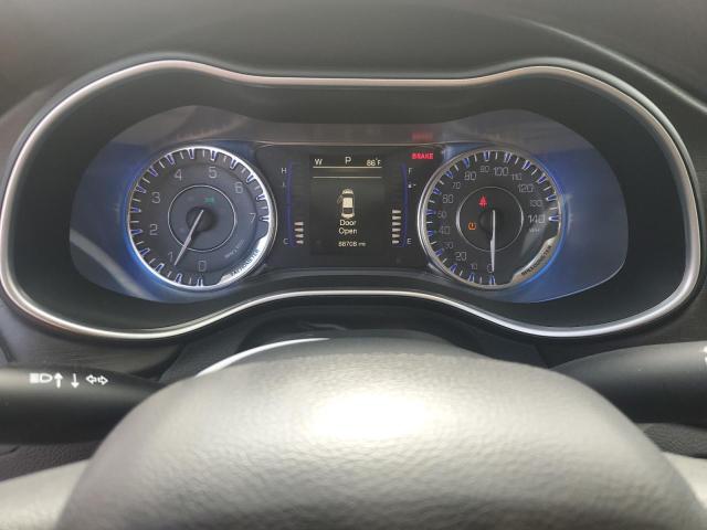 Photo 9 from auction – 2016 CHRYSLER 200 LIMITE with VIN 1C3CCCAB8GN132687