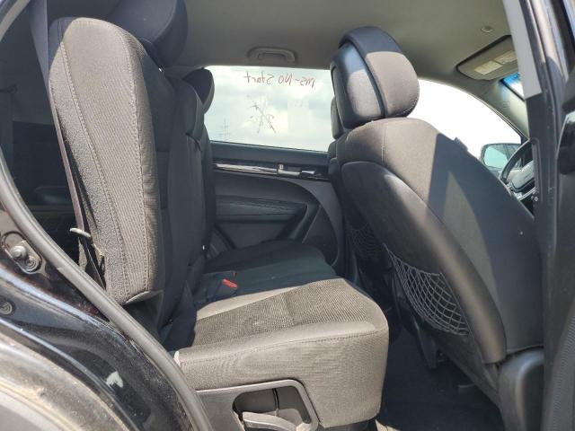 Photo 11 from auction – 2015 KIA SORENTO LX with VIN 5XYKTDA75FG598513