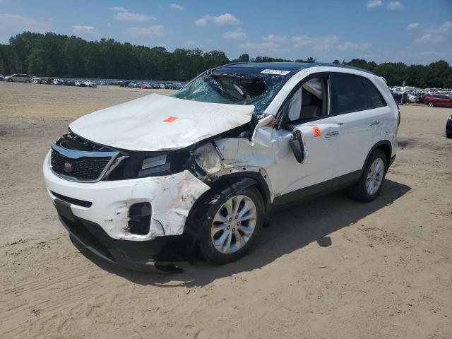 KIA SORENTO EX 2015 with VIN 5XYKUDA72FG651813 - Photo from auction
