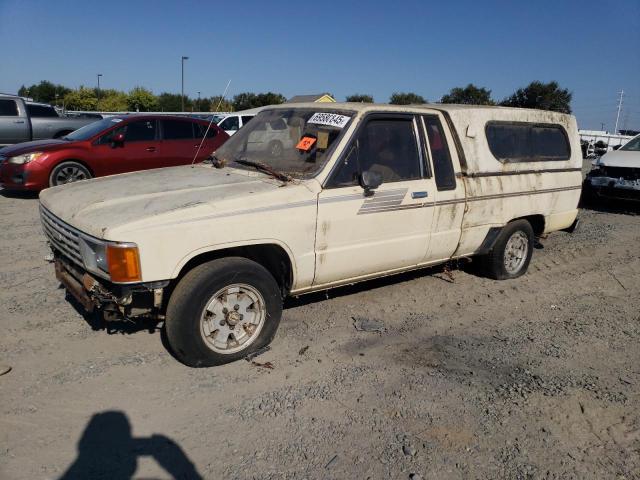 TOYOTA PICKUP 1986 with VIN JT4RN56S0G0195025 - Photo from auction