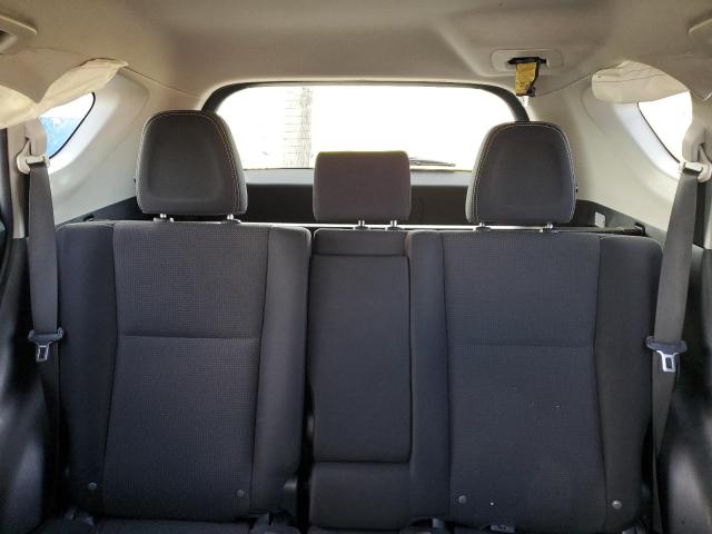 Photo 10 from auction – 2016 TOYOTA RAV4 XLE with VIN JTMWFREV0GJ069096