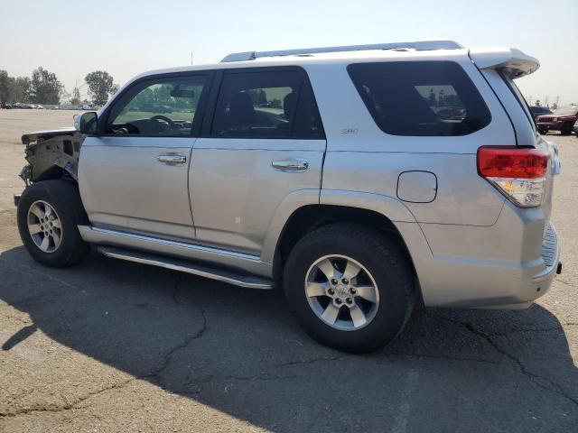 Photo 2 from auction – 2013 TOYOTA 4RUNNER SR with VIN JTEZU5JR5D5049737