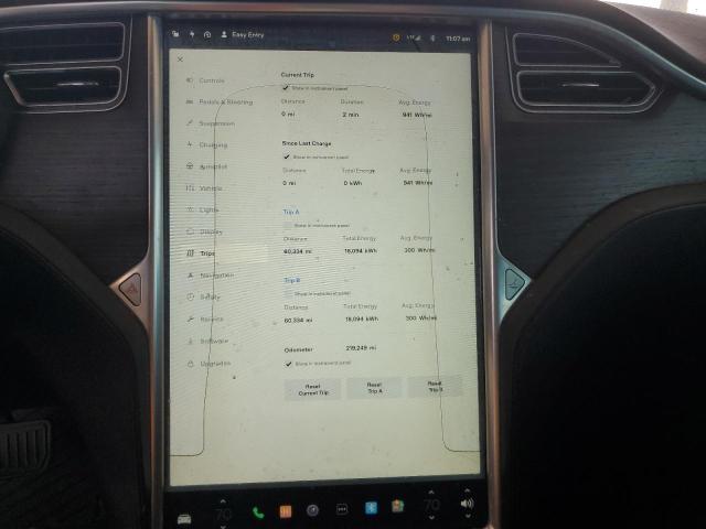 Photo 9 from auction – 2015 TESLA MODEL S with VIN 5YJSA1E24FF111554