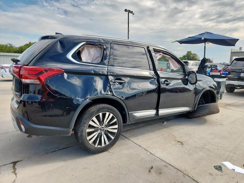 Photo 3 from auction – 2019 MITSUBISHI OUTLANDER with VIN JA4AD3A30KZ008014