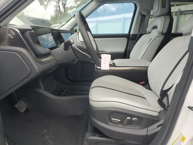 Photo 7 from auction – 2025 RIVIAN R1S with VIN 7PDSGBBA8SN047751