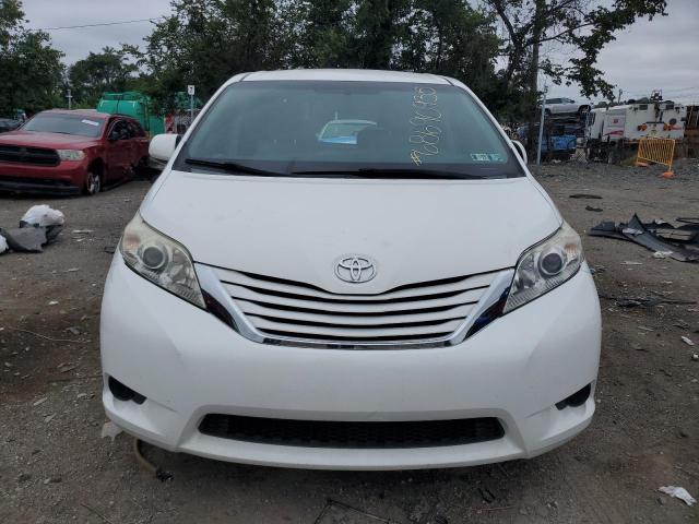 Photo 5 from auction – 2015 TOYOTA SIENNA LE with VIN 5TDKK3DC1FS667271