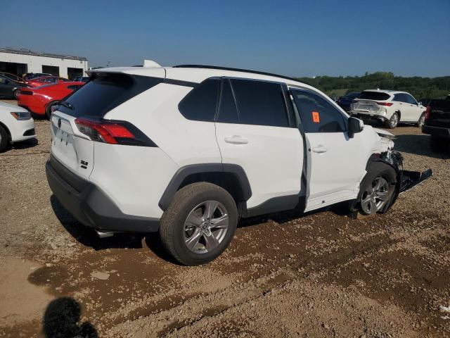 Photo 3 from auction – 2025 TOYOTA RAV4 XLE with VIN 2T3P1RFV2SW550690