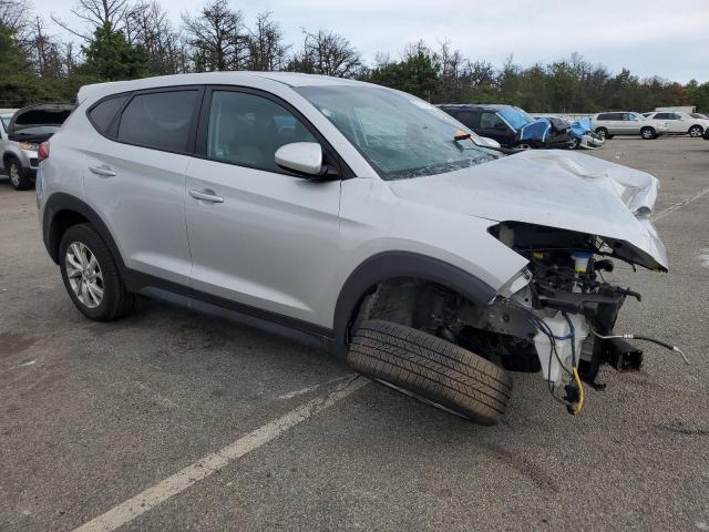Photo 4 from auction – 2019 HYUNDAI TUCSON SE with VIN KM8J2CA45KU045573