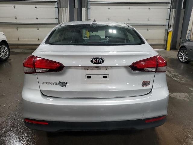 Photo 6 from auction – 2018 KIA FORTE LX with VIN 3KPFL4A76JE172076