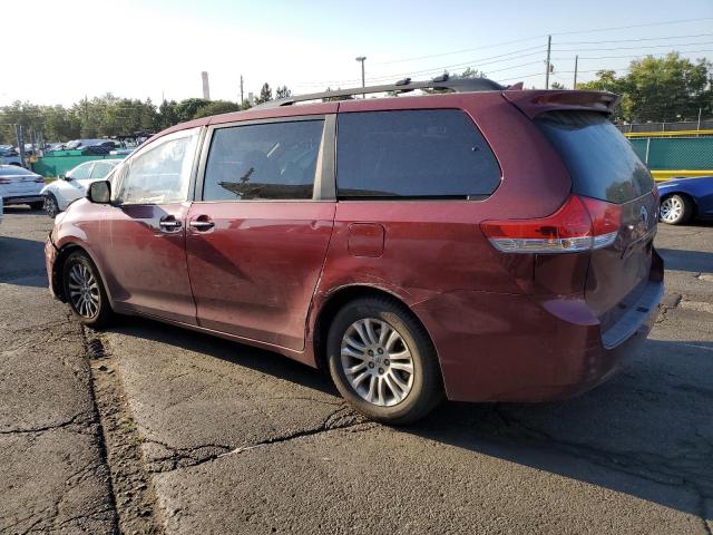 Photo 2 from auction – 2011 TOYOTA SIENNA XLE with VIN 5TDYK3DC6BS014018