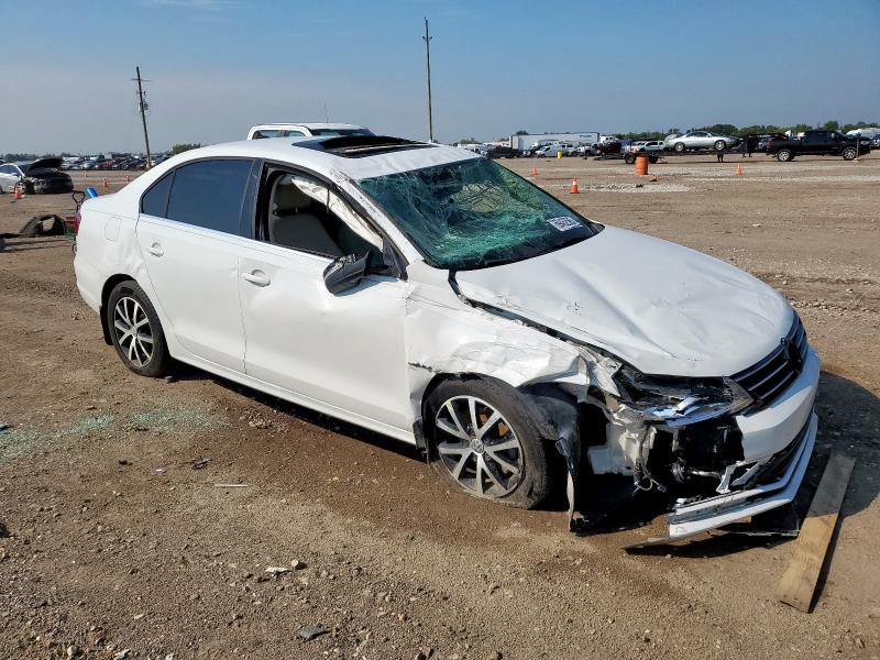 Photo 4 from auction – 2017 VOLKSWAGEN JETTA SE with VIN 3VWDB7AJ4HM399545