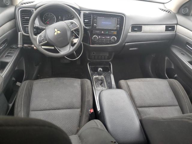 Photo 8 from auction – 2018 MITSUBISHI OUTLANDER with VIN JA4AD2A30JZ068657