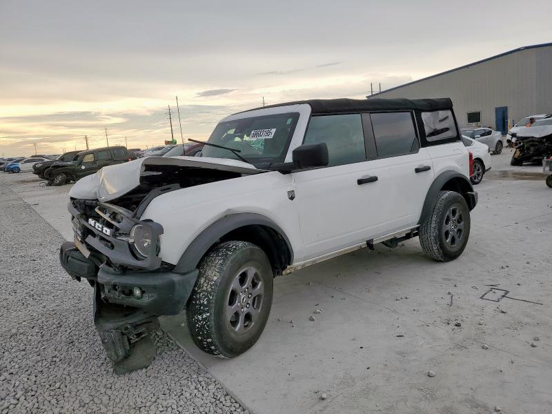 FORD BRONCO BASE 2022 with VIN 1FMEE5BP5NLB39749 - Photo from auction