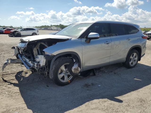 TOYOTA HIGHLANDER 2021 with VIN 5TDBZRBH2MS100688 - Photo from auction