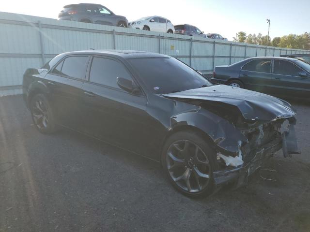 Photo 4 from auction – 2015 CHRYSLER 300 S with VIN 2C3CCABG8FH786742