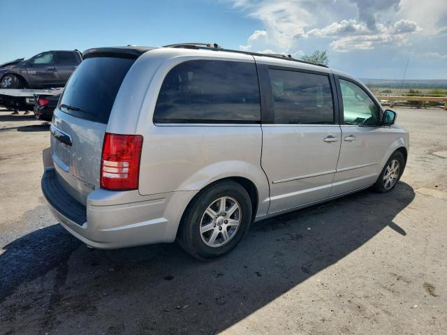 Photo 3 from auction – 2010 CHRYSLER TOWN & COU with VIN 2A4RR5DX4AR207090