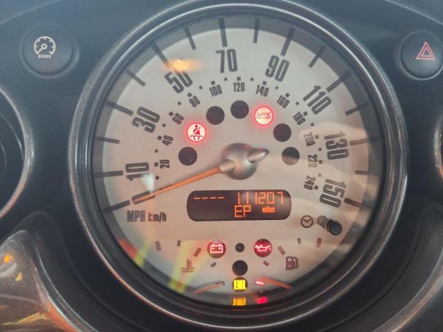 Photo 9 from auction – 2006 MINI COOPER S with VIN WMWRE33536TJ37276