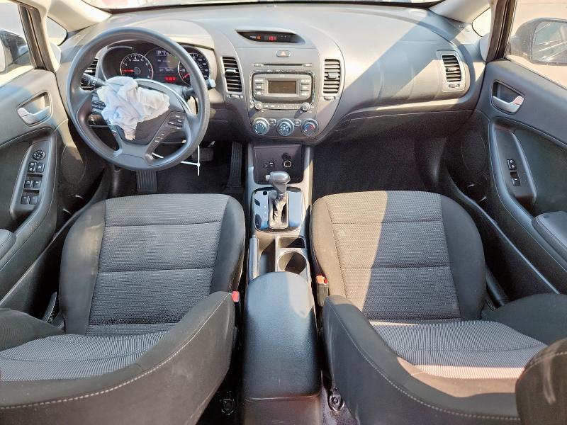 Photo 8 from auction – 2018 KIA FORTE LX with VIN 3KPFK4A76JE238399