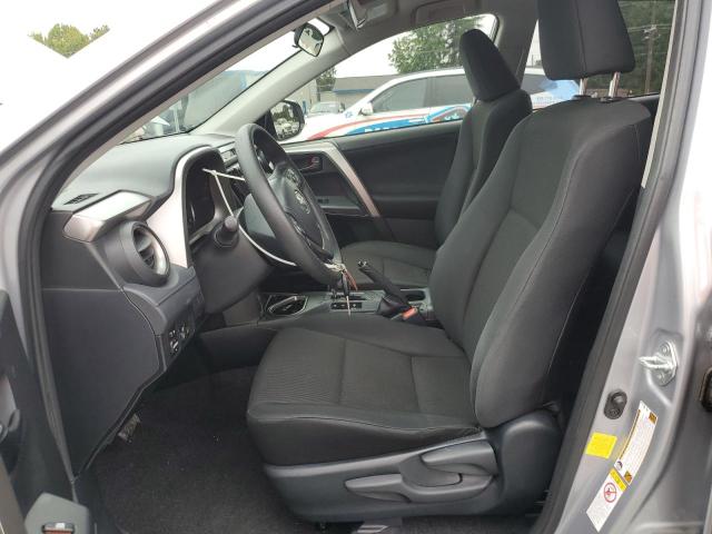 Photo 7 from auction – 2018 TOYOTA RAV4 LE with VIN JTMZFREV4JD114088