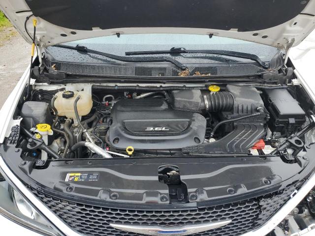 Photo 12 from auction – 2017 CHRYSLER PACIFICA T with VIN 2C4RC1BG1HR771566