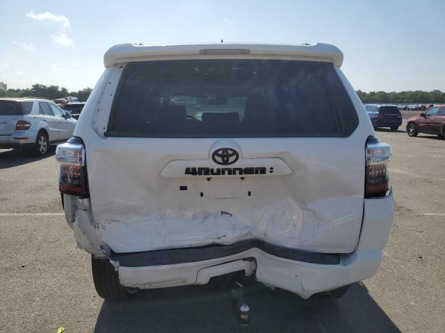 Photo 6 from auction – 2020 TOYOTA 4RUNNER SR with VIN JTEBU5JR0L5764277