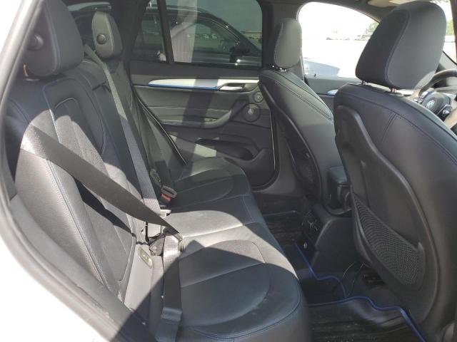 Photo 11 from auction – 2017 BMW X1 XDRIVE2 with VIN WBXHT3C37H5F86766