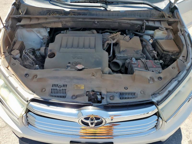 Photo 12 from auction – 2016 TOYOTA HIGHLANDER with VIN 5TDKKRFH9GS172202