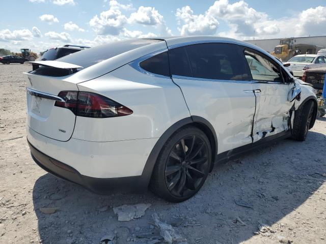 Photo 3 from auction – 2017 TESLA MODEL X with VIN 5YJXCBE28HF061119