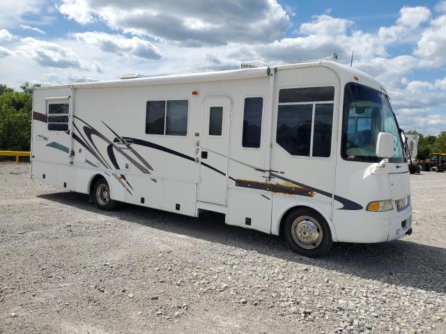 R-VISION CONDOR 2001 with VIN 5B4LP37J9Y3319860 - Photo from auction