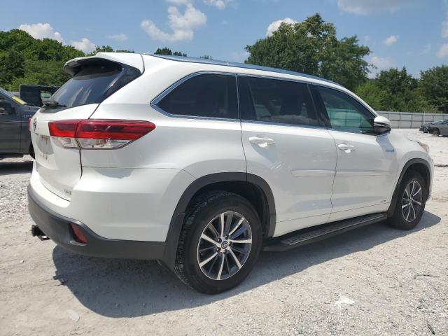 Photo 3 from auction – 2018 TOYOTA HIGHLANDER with VIN 5TDJGRFH1JS046727