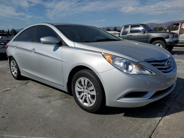 Photo 4 from auction – 2013 HYUNDAI SONATA with VIN 5NPEB4AC2DH537719