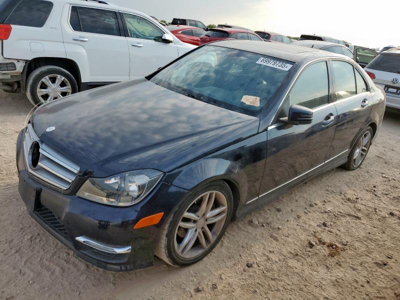MERZ C 250 2013 with VIN WDDGF4HB7DR269176 - Photo from auction