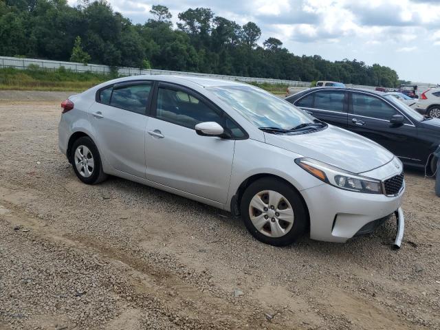 Photo 4 from auction – 2018 KIA FORTE LX with VIN 3KPFK4A72JE219719