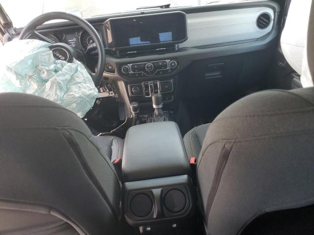 Photo 8 from auction – 2025 JEEP GLADIATOR with VIN 1C6PJTAG2SL502834