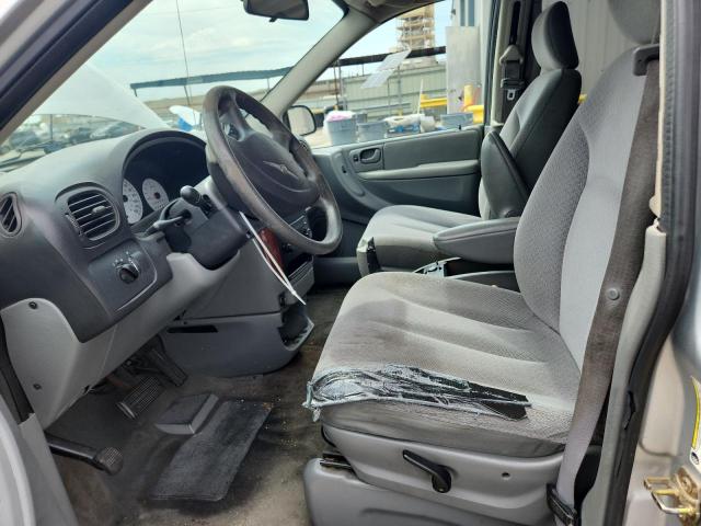 Photo 7 from auction – 2006 CHRYSLER TOWN & COU with VIN 1A4GP45R96B595155