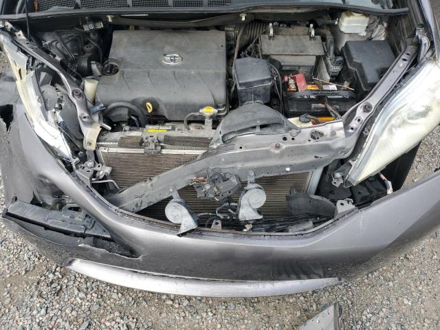 Photo 12 from auction – 2016 TOYOTA SIENNA LE with VIN 5TDKK3DCXGS704576