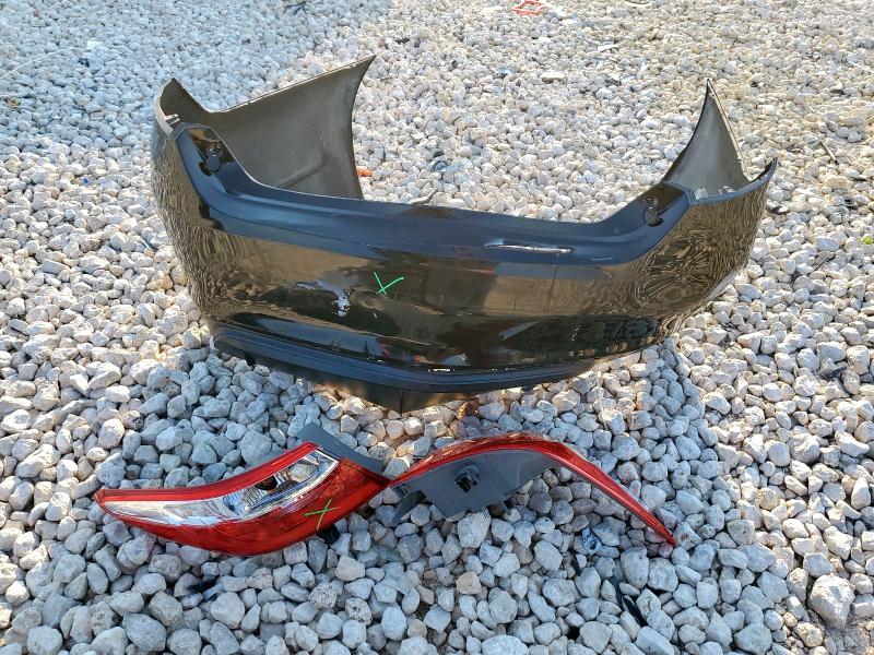 Photo 12 from auction – 2017 TOYOTA CAMRY LE with VIN 4T1BF1FK2HU631239