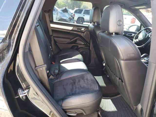 Photo 11 from auction – 2013 PORSCHE CAYENNE GTS with VIN WP1AD2A20DLA76910