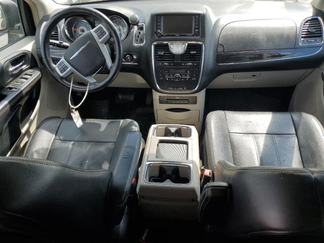 Photo 8 from auction – 2014 CHRYSLER TOWN & COU with VIN 2C4RC1CGXER108250